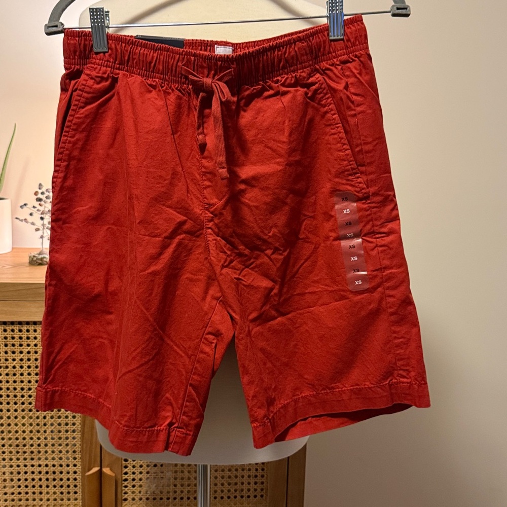 🔴 GAP Men’s 9” Easy Shorts - Red - Size XS
